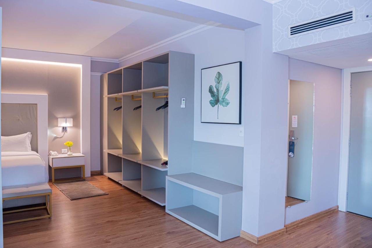 Bisinii Boutique Hotel Ciudad del Este Exteriör bild